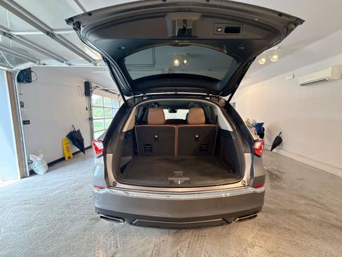 Used 2024 Acura MDX SH-AWD w/ Technology Package image 20