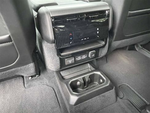 New 2025 Jeep Wagoneer Series II w/ Convenience Group I image 31