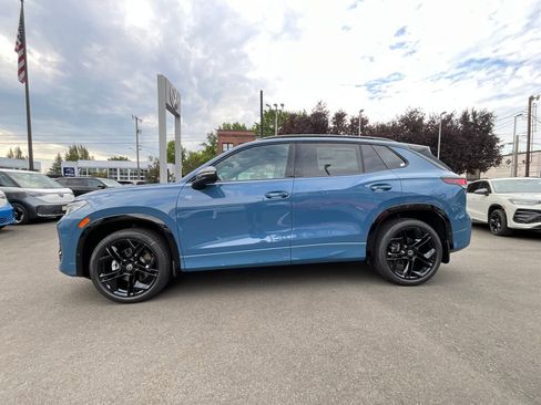 New 2025 Volkswagen Tiguan SE R-Line image 5