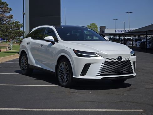 New 2026 Lexus RX 350 w/ Convenience Package AWD/4WD image 2