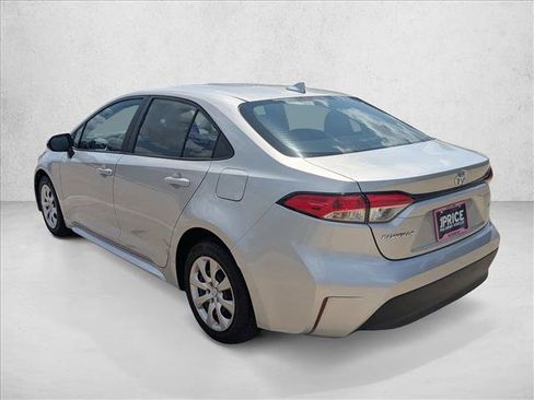Used 2024 Toyota Corolla LE FWD image 8
