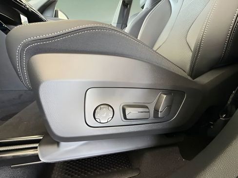 Certified 2026 BMW X1 xDrive28i w/ Technology Package AWD/4WD image 22