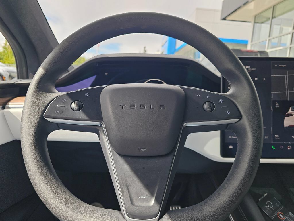 Used 2024 Tesla Model X AWD/4WD image 26