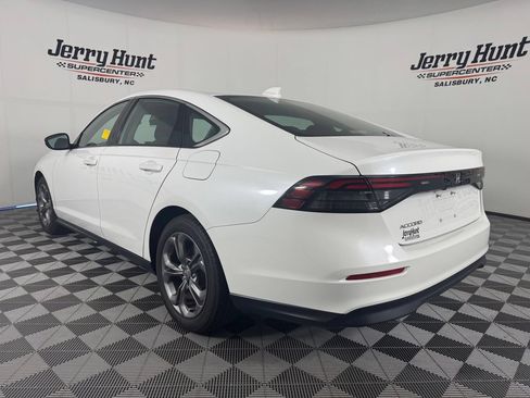 Used 2024 Honda Accord EX image 9