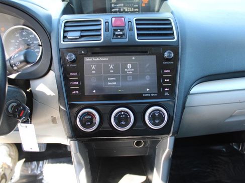 Used 2017 Subaru Forester 2.5i Premium w/ All-Weather Package image 13