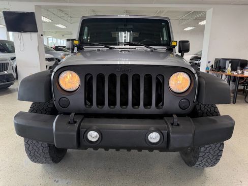 Used 2014 Jeep Wrangler Sport AWD/4WD image 3
