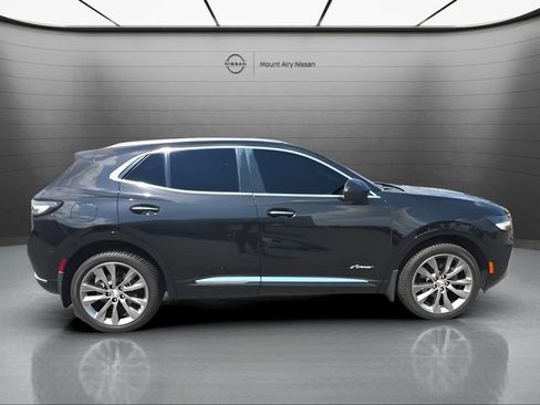 Used 2022 Buick Envision Avenir w/ Premium Seat Package AWD/4WD image 3