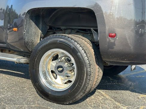 Used 2015 Chevrolet Silverado 3500 LTZ w/ Duramax Plus Package image 27