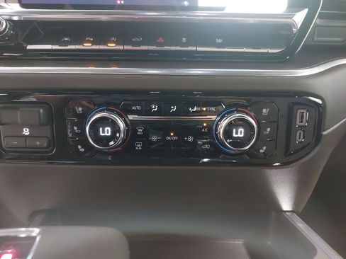 New 2026 GMC Sierra 1500 SLT w/ SLT Premium Plus Package image 21