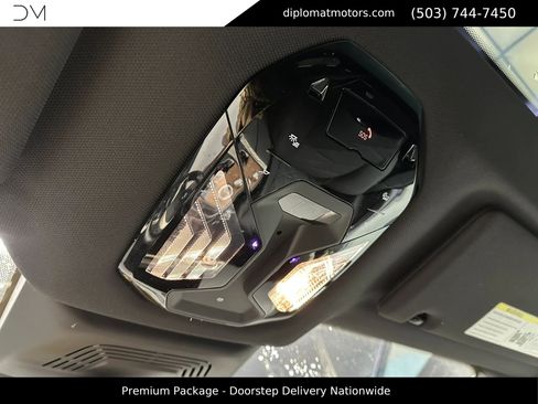 Used 2023 BMW iX xDrive50 w/ Premium Package image 35