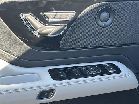 New 2026 Lincoln Aviator Premiere image 10