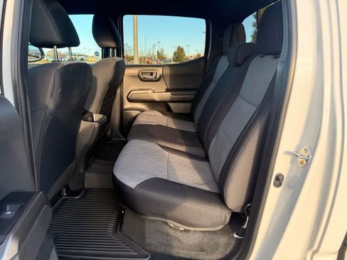 Used 2023 Toyota Tacoma TRD Sport image 23