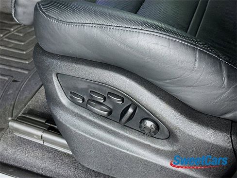 Used 2023 Porsche Cayenne Turbo image 42