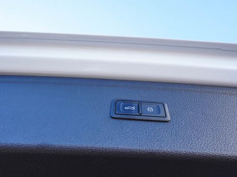 Used 2021 Audi Q5 2.0T Premium w/ Convenience Package image 48