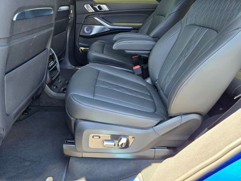 Used 2025 BMW ALPINA XB7 AWD/4WD image 12