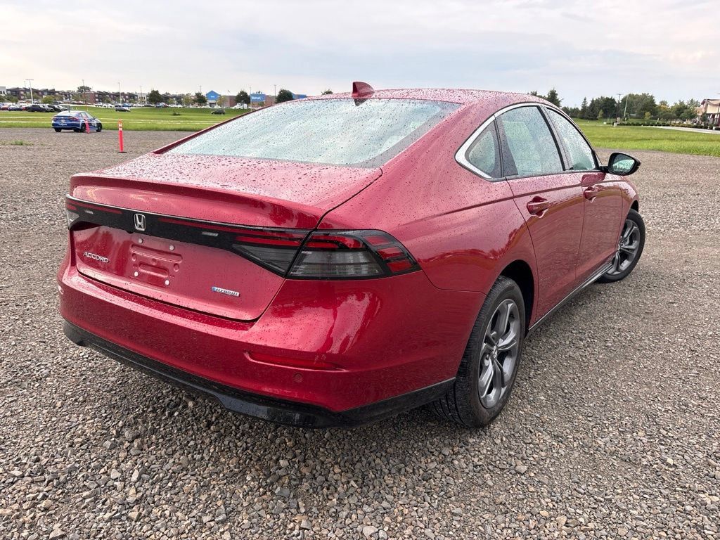 Used 2025 Honda Accord EX-L image 11