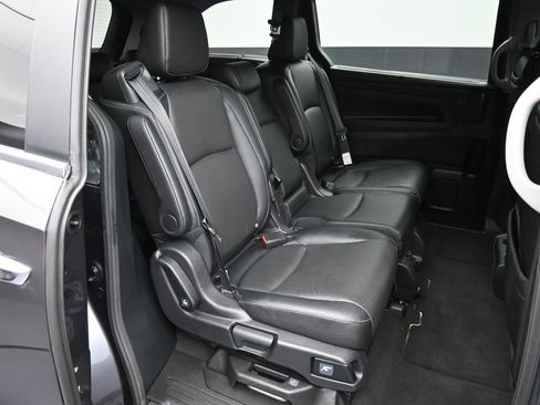 Certified 2022 Honda Odyssey Touring image 26