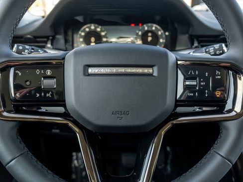 New 2025 Land Rover Range Rover Evoque S image 16