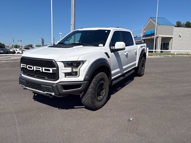 Used 2018 Ford F150 Raptor w/ Equipment Group 802A Luxury AWD/4WD image 3