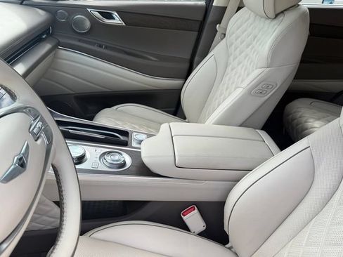 Used 2024 Genesis GV80 3.5T w/ Prestige Package AWD/4WD image 10