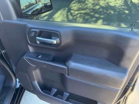 Used 2024 Chevrolet Silverado 1500 Custom image 31