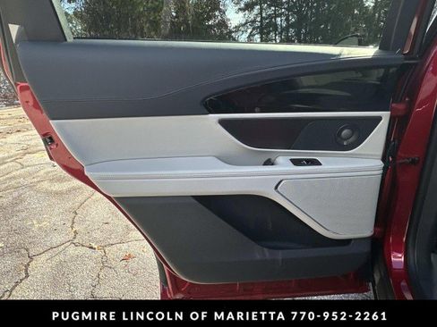 New 2026 Lincoln Nautilus Reserve image 22