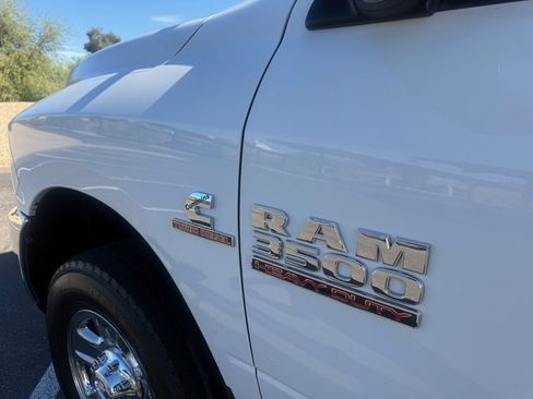 Used 2015 RAM 3500 Tradesman w/ Chrome Appearance Group AWD/4WD image 9