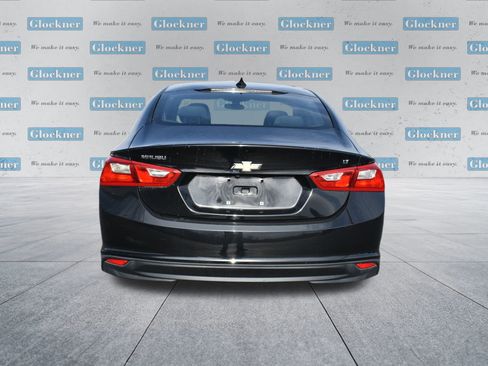 Used 2016 Chevrolet Malibu LT image 7