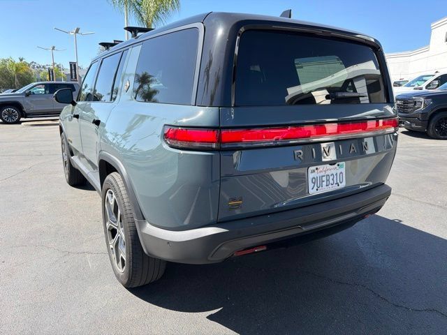 Used 2025 Rivian R1S Premium Dual AWD/4WD image 4