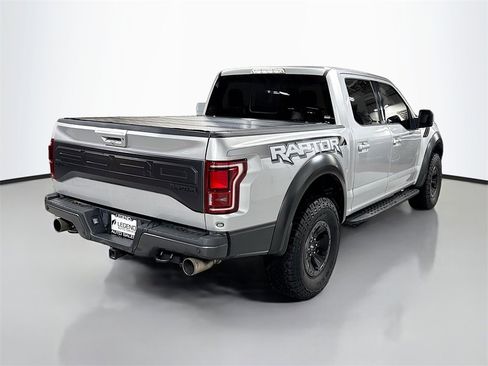 Used 2017 Ford F150 Raptor w/ Equipment Group 802A Luxury image 7