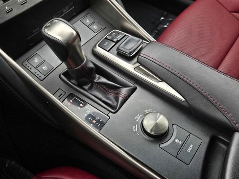 Used 2019 Lexus IS 300 F Sport w/ F Sport Package image 21