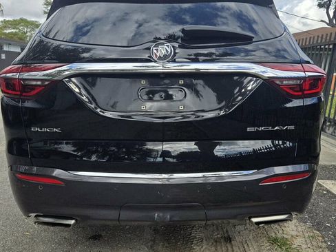 Used 2018 Buick Enclave Essence w/ Trailering Package image 11