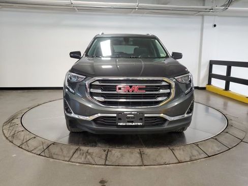 Used 2018 GMC Terrain SLT w/ Preferred Package AWD/4WD image 4