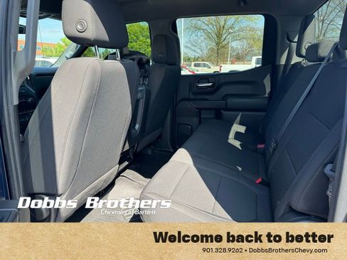 Certified 2021 Chevrolet Silverado 1500 Custom RWD image 33