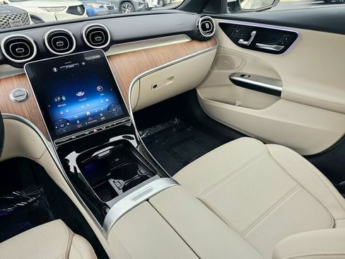 Used 2024 Mercedes-Benz C 300 4MATIC Sedan image 34