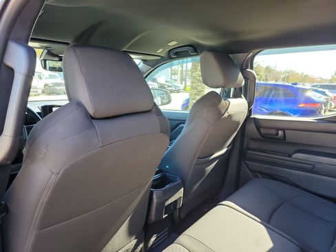 Certified 2025 Toyota Tacoma SR5 image 26