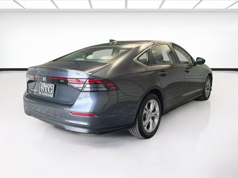 Used 2025 Honda Accord LX image 4