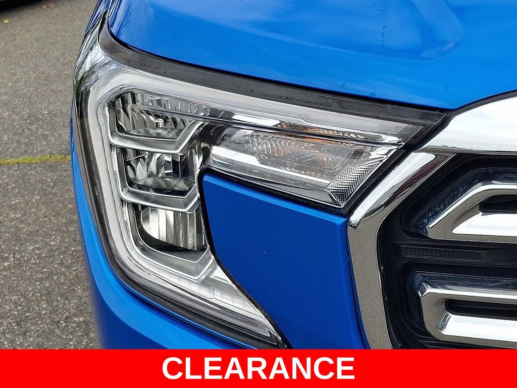 Used 2024 GMC Terrain SLT AWD/4WD image 9