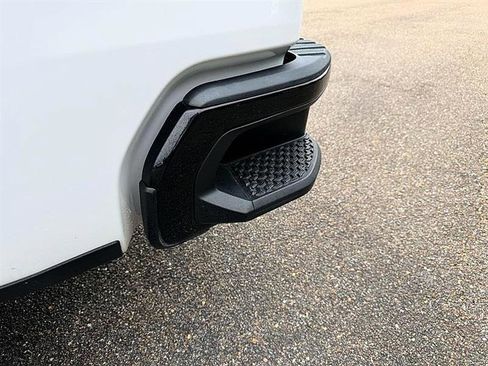 Used 2019 Chevrolet Silverado 1500 LT Trail Boss image 13