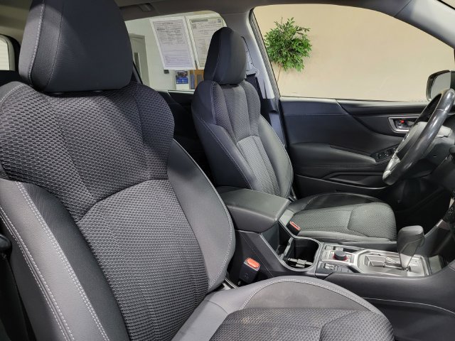 Used 2019 Subaru Forester Premium w/ All-Weather Package AWD/4WD image 16