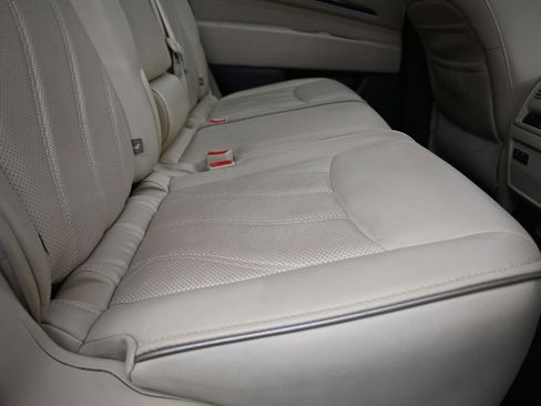 Used 2019 INFINITI QX60 Luxe w/ Essential Package FWD image 23
