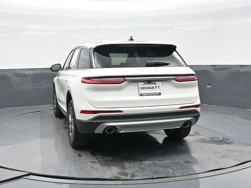 Used 2024 Lincoln Corsair Premiere w/ Equipment Group 101A image 4