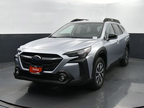 New 2025 Subaru Outback Premium image 4