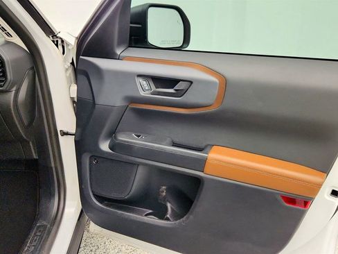 Used 2023 Ford Bronco Sport Outer Banks w/ Tech Package AWD/4WD image 21