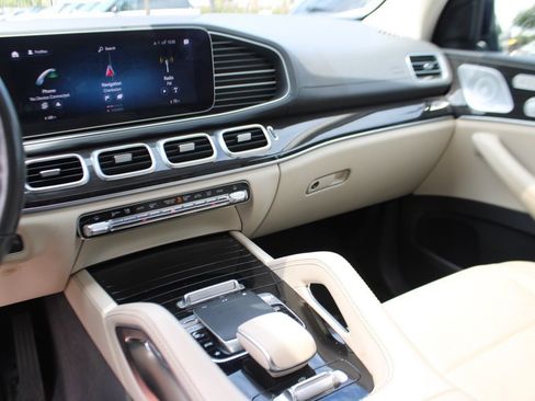 Certified 2020 Mercedes-Benz GLS 450 4MATIC image 16