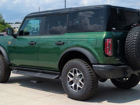 New 2025 Ford Bronco Badlands AWD/4WD image 3