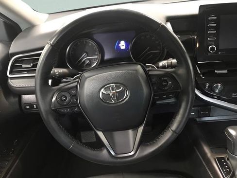 Used 2023 Toyota Camry SE w/ Cold Weather Package image 16