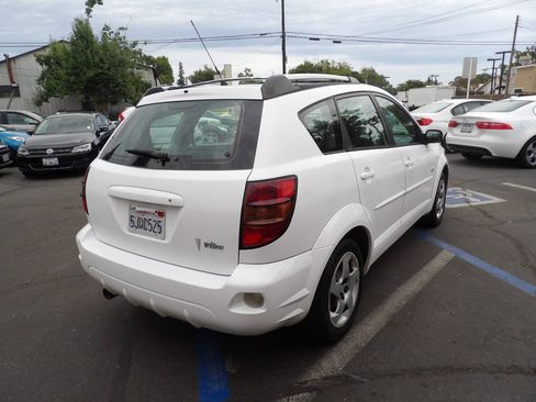 Used 2004 Pontiac Vibe w/ Power Group Value Package FWD image 3