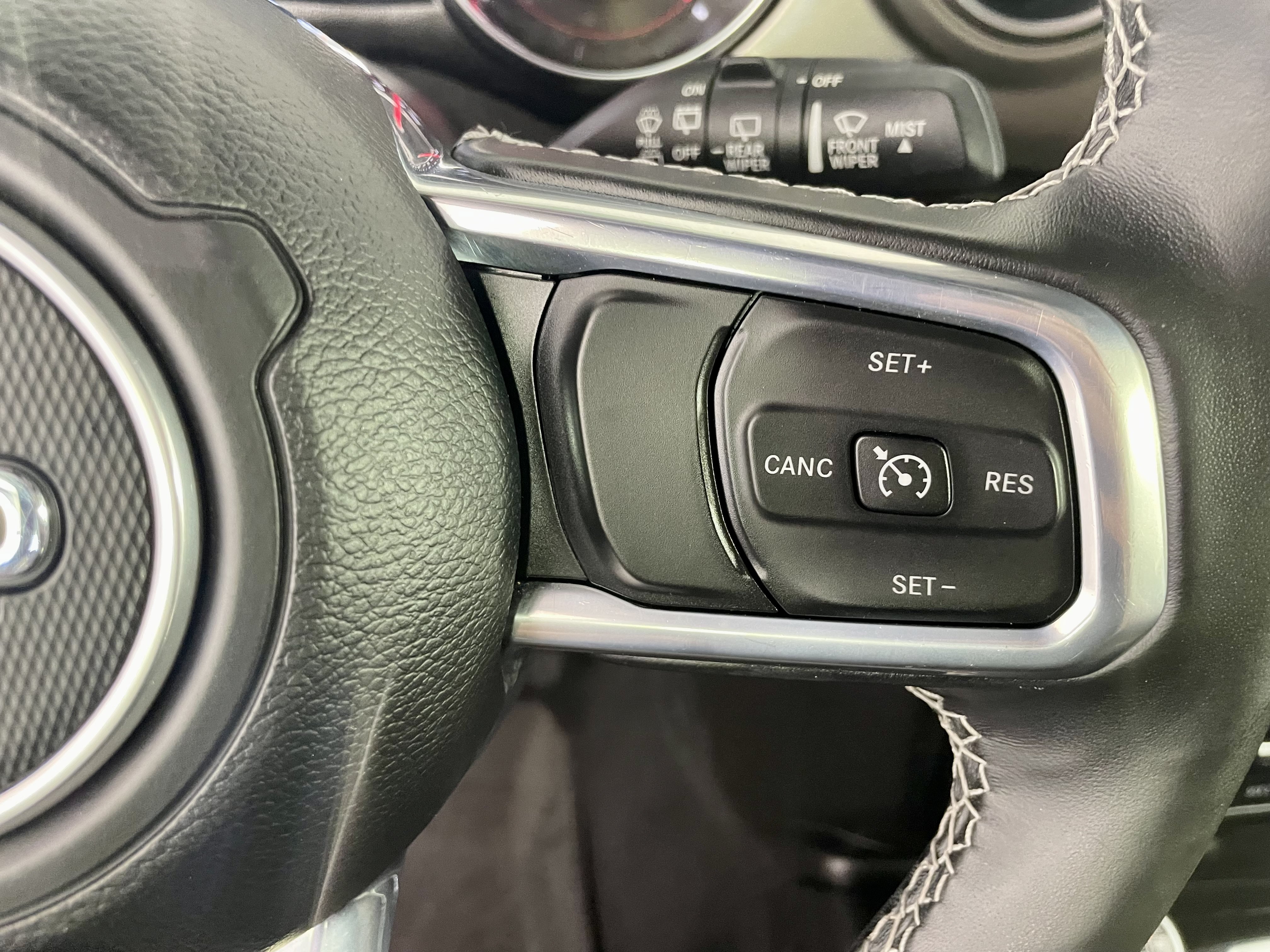 Used 2021 Jeep Wrangler Unlimited Rubicon AWD/4WD image 14