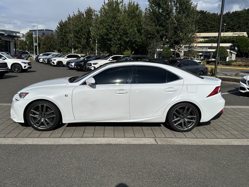 Used 2016 Lexus IS 300 AWD w/ F Sport Package image 8